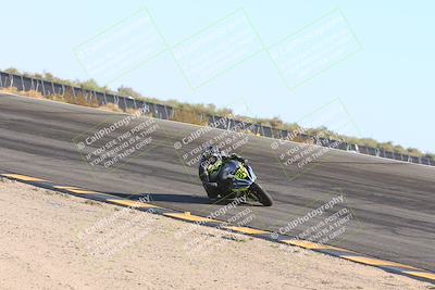 media/Nov-17-2024-CVMA (Sun) [[1fec520723]]/Race 11-Amateur Supersport Open/